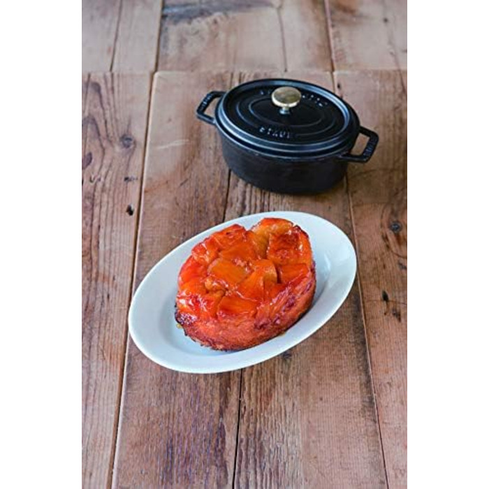 Чавунна жаровня/кокотниця STAUB, овальна 6,7 л, (15 см, чорна)