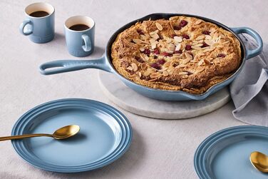Чавунна сковорода LE CREUSET Signature, кругла, Ø Для всіх типів плит, вкл. Підходить для індукції, 1,93 кг, Гранат, 20182239490422 (Марсель, 26 см)