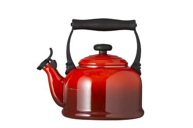 Чайник 2,1 л, вишневий Le Creuset