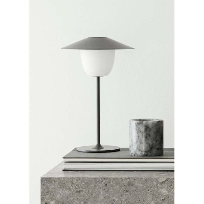 Свічка ароматична 10x11 см Tonga Marble sharkskin Frable Blomus
