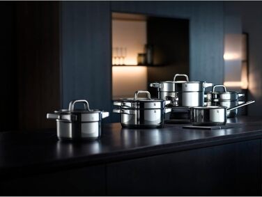 Набір каструль з кришками 9 предметів Compact Cuisine WMF