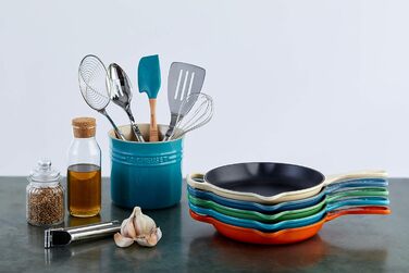 Чавунна сковорода LE CREUSET Signature, кругла, Ø Для всіх типів плит, вкл. Підходить для індукції, 1,93 кг, Гранат, 20182239490422 (Марсель, 23 см)