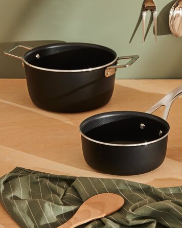 Ківш 16 см, чорний Pots & Pans Alessi