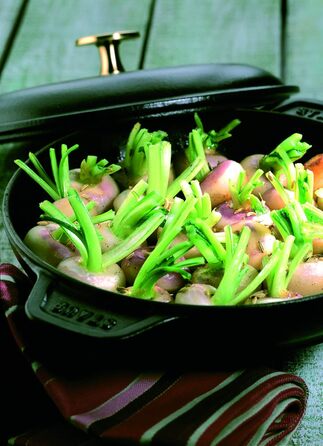 Чавунна форма для запікання 20 см з кришкою, чорна Staub