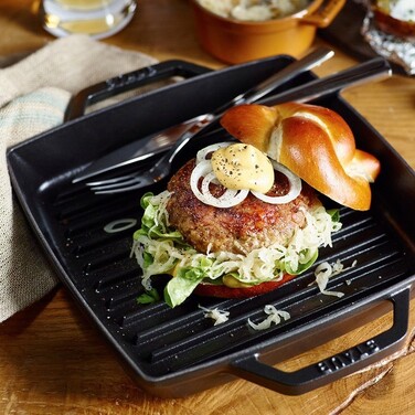 Сковорода гриль квадратна з двома ручками 23 см Black Staub