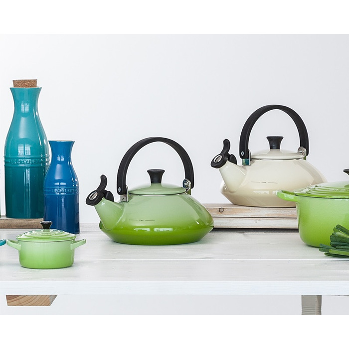 Чайник 2,1 л, вишневий Le Creuset