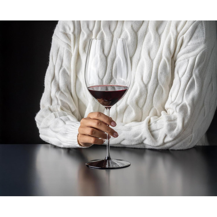 Келих для вина 953 мл чорна основа Fatto a Mano Black Tie Bordeaux Grand Cru, Riedel