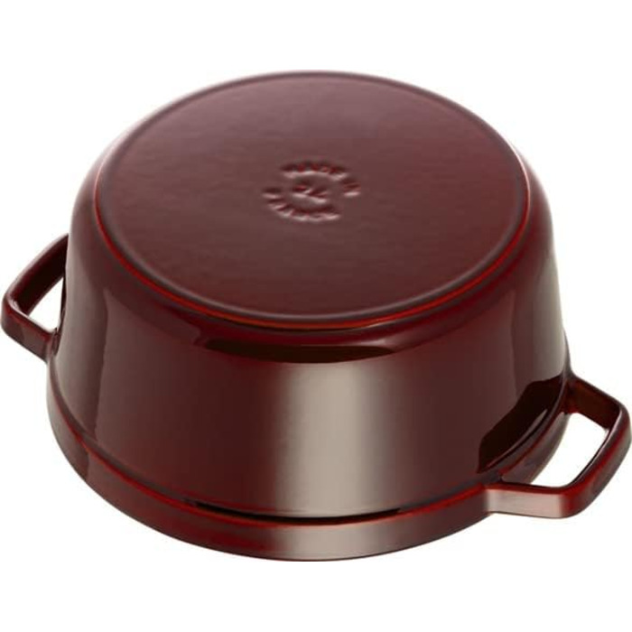 Чавунна жаровня/кокотниця STAUB, кругла 8,35 л, функція Ароматичний дощ для оптимального зволоження, для всіх типів варильних поверхонь, включаючи індукційні та духові шафи, (Гренадін, 24 см)
