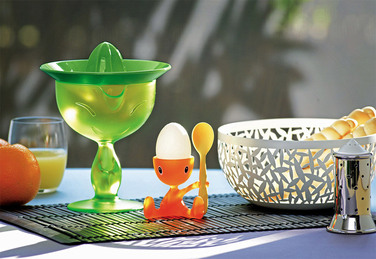Тримач для яйця 8х11,5х9 см чорний Cico Alessi