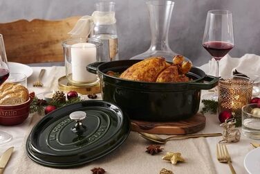 Чавунна жаровня/кокотниця STAUB, овальна 6,7 л, (31 см, базилік/зелений)