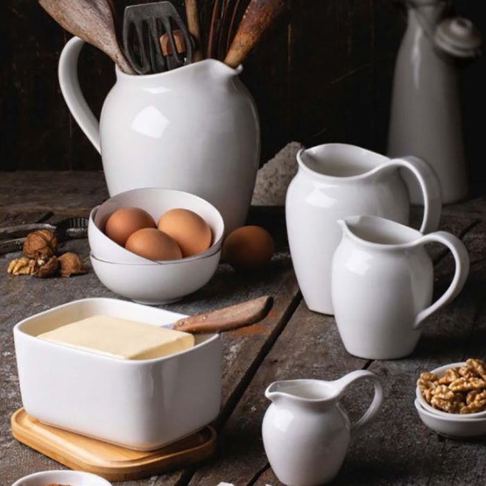 Маслянка з кришкою Maxwell Williams WHITE BASICS KITCHEN порцелянова, 250 гр.
