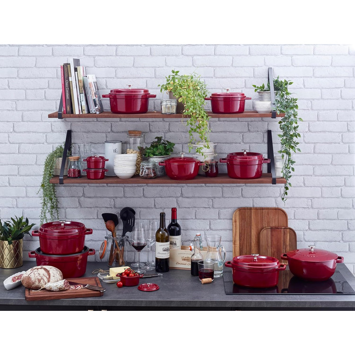 Каструля / жаровня 24 см з кришкою бордова Staub