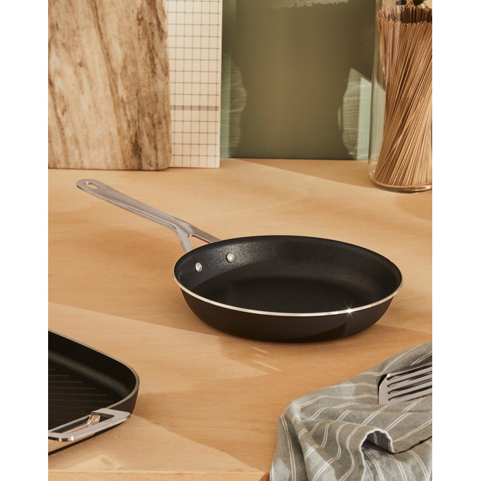 Сковорода 24 см, Чорна Pots & Pans Alessi