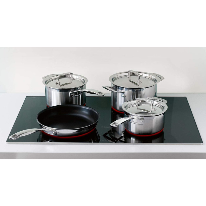Сковорода з антипригарним покриттям 3Ply 24 см, чорний Le Creuset