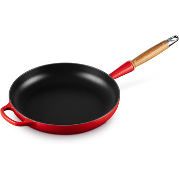 Сковорода чавунна 26 см з дерев'яною ручкою, вишнево-червоний Signature Le Creuset