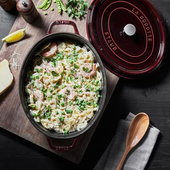 Чавунна жаровня/кокот STAUB, овал 6,7 л, (31 см, гренадин)
