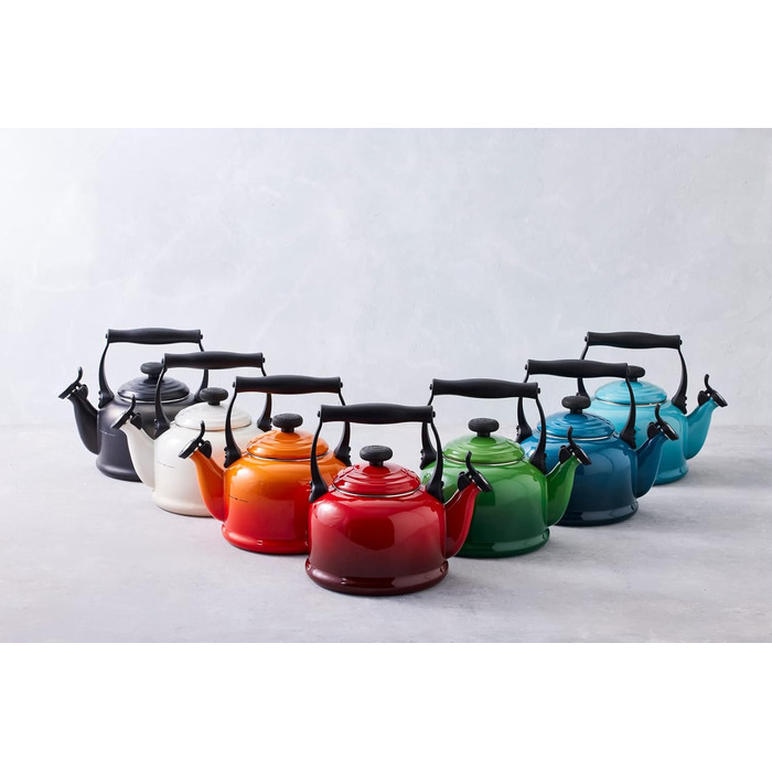 Чайник 2,1 л Tradition зелений Bamboo Le Creuset